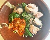 めちゃ簡単！鯖缶と水菜のキムチ丼♪作り方2写真