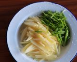 じゃが芋と絹さやのチーズチヂミ作り方1写真