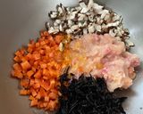お弁当にもおすすめ〜鶏ひき肉の袋煮作り方1写真