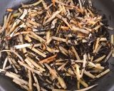 簡単節約おかず☆大根の皮とひじきの炒り煮作り方3写真