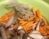 ひと味違う!水菜とごぼうピリ辛サラダ作り方2写真