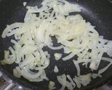オムレツ風☆炒めトマトのチーズたまごとじ作り方1写真