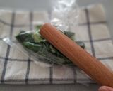 材料３つ！キュウリと鰯缶のごま油和え作り方3写真