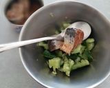 材料３つ！キュウリと鰯缶のごま油和え作り方4写真