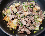 節約！厚揚げと豚こまのネギ塩レモン炒め作り方3写真