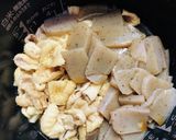 炊飯器で鶏皮とこんにゃく煮込み作り方3写真