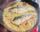 白身魚とオリーブセミドライトマトの煮込み作り方7写真