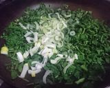 はつか大根の葉ゴマ油炒め作り方4写真