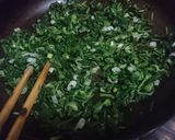 はつか大根の葉ゴマ油炒め作り方5写真