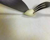 手を汚さずニンニクを刻む方法作り方3写真