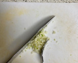手を汚さずニンニクを刻む方法作り方6写真