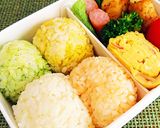 野菜パウダーのカラフルおにぎり【お弁当】作り方5写真