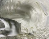 贅沢な苺チョコ　フレーズシャンティイ作り方1写真