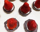 贅沢な苺チョコ　フレーズシャンティイ作り方3写真