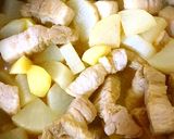 豚バラと大根の炒め煮＋じゃがいも作り方3写真
