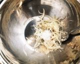 酢と玉ねぎでさっぱり！トマトと豆腐サラダ作り方1写真