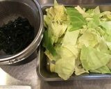 簡単　キャベツとしらすの温かいサラダ作り方1写真