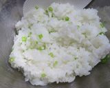 春菊軸と松の実のおむすび作り方6写真