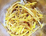 5分調理★簡単★黄色人参のキャロットラペ作り方2写真