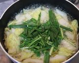 朝にもおすすめのニラと白菜の餅入りスープ作り方3写真