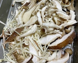 簡単10分！きのこと鮭の照り焼きガリバタ作り方4写真