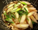 卵でしっとり♡ねぎの炊き込みご飯作り方1写真