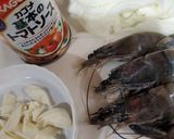 天使のエビで簡単トマトクリームパスタ作り方1写真