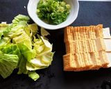 厚揚げとキャベツのお味噌汁作り方1写真