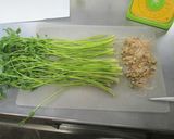 芹たっぷりの肉うどん作り方1写真