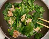 鶏肉とほうれん草のナポリタンうどん作り方3写真