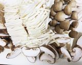大人味♪キノコと水菜のサラダ作り方2写真