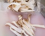 エリンギとえのきの牛肉ピリ辛炒め作り方1写真