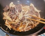 エリンギとえのきの牛肉ピリ辛炒め作り方5写真