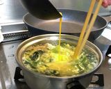 ほうれん草とふわふわ卵のスープ作り方5写真