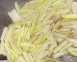 豚ミミと大根の皮でなんちゃって青椒肉絲作り方4写真