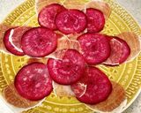 シャキシャキ美味しい赤大根の生ハム巻き作り方2写真