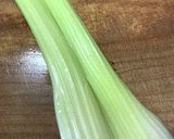 簡単・びっくり無限セロリ漬け♪作り方1写真