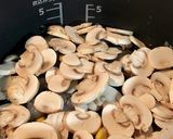 切って入れるだけ！簡単えびピラフ作り方4写真