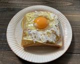 冷凍作りおきトースト　チーズカレーエッグ作り方4写真