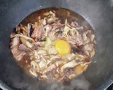 簡単♪さば缶と舞茸のピリ辛卵和え作り方3写真