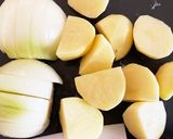 煮込むだけ！鶏もも肉のトマト缶煮込み作り方2写真