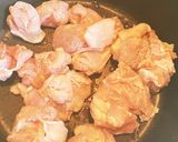 煮込むだけ！鶏もも肉のトマト缶煮込み作り方3写真