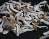 メカジキソテー♪しめじソースをかけて♪作り方5写真