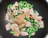 ゴーヤと豚肉のごま味噌炒め作り方4写真