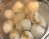豚バラ肉と里芋の煎り酒煮作り方2写真