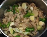 豚バラ肉と里芋の煎り酒煮作り方7写真