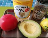 アボカドとトマトのマスタードマリネ作り方1写真