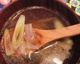 沸騰したら完成★胡椒強めネギの中華スープ作り方3写真
