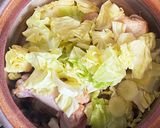 胃腸に優しい春キャベツと鶏手羽元のスープ作り方6写真