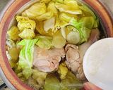 胃腸に優しい春キャベツと鶏手羽元のスープ作り方7写真